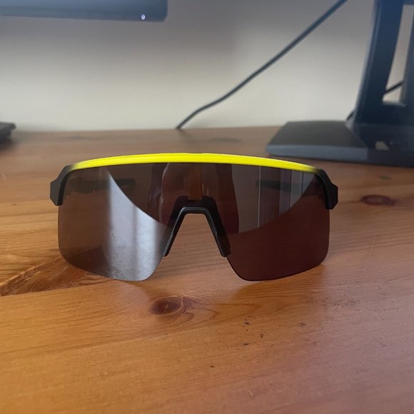 Oakley 2022 Tour De France™ Sutro Lite - Picture 1 of 6